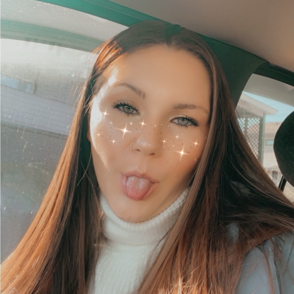 Meet your Posher, Cera